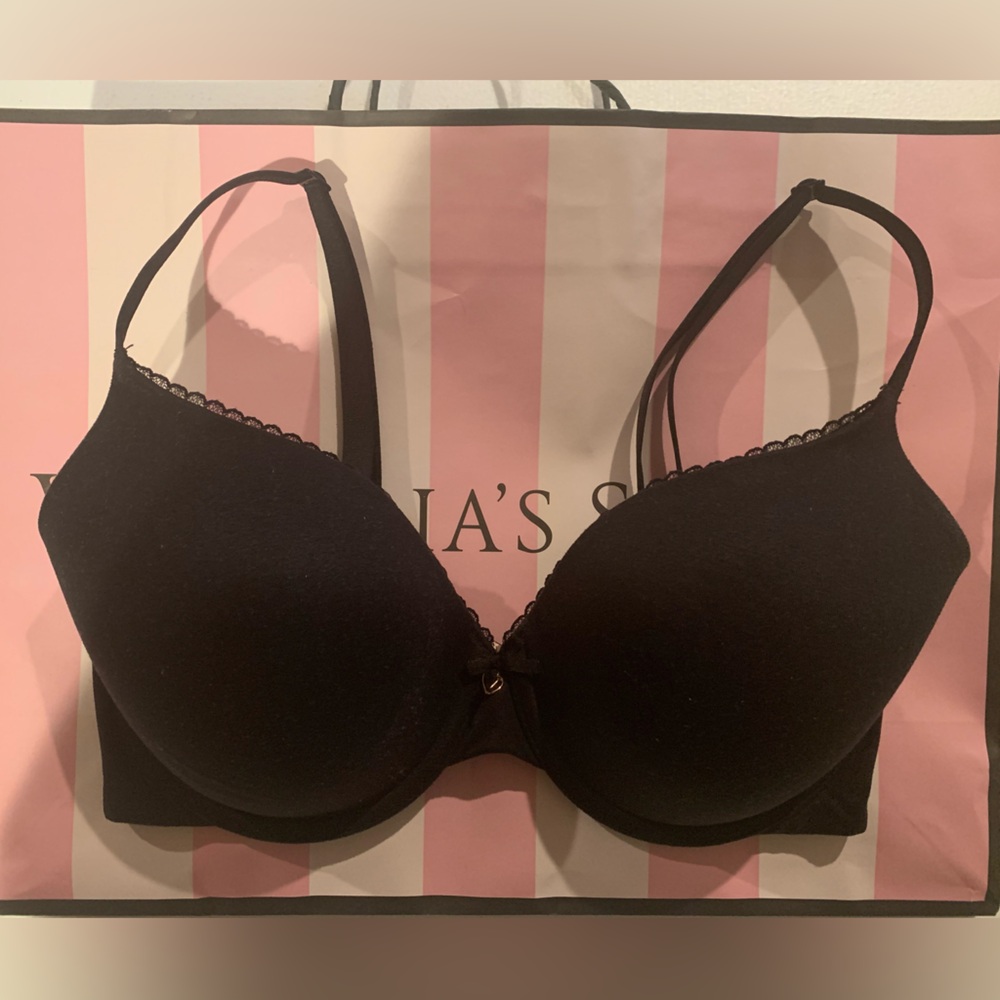 Victoria's Secret Elegant Black Bra